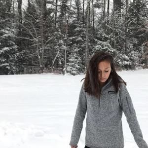 Meet your Posher, Kaylie